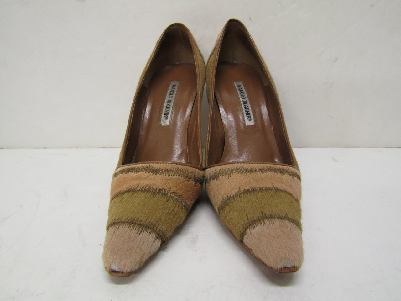 Manolo Blahnik Fur Pumps