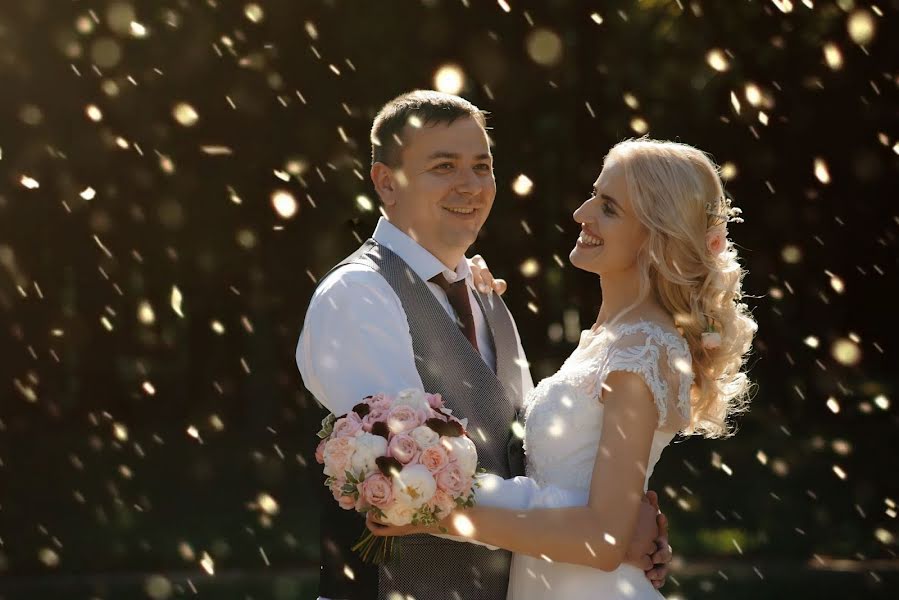 Fotógrafo de bodas Svetlana Plashkova (light). Foto del 31 de agosto 2018