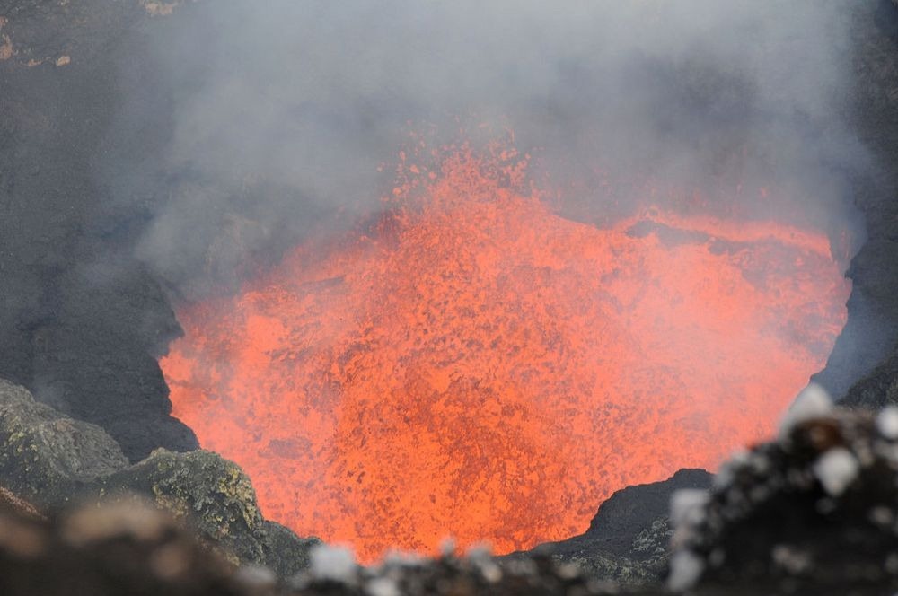 lava-lake-ambrym-2 lava-lake-ambrym-2