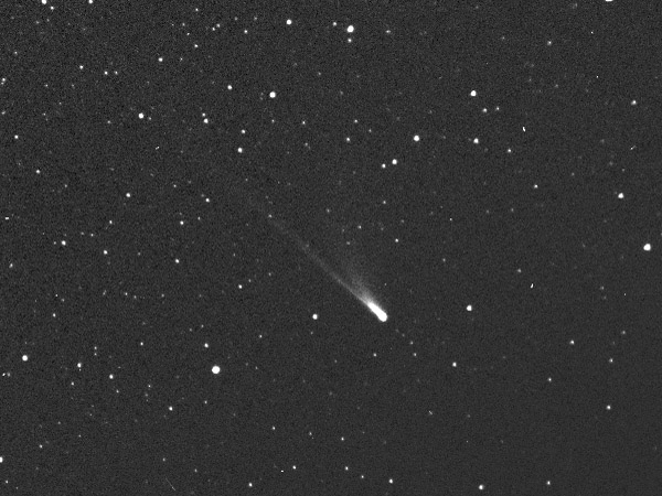 Cometa 96P Machholz - provável responsável pela chuva de meteoros Delta Aquaridas Austrais - Wikimedia Commons