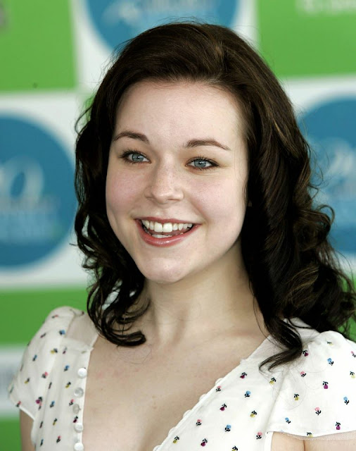 Tina Majorino Profile Pics Dp Images