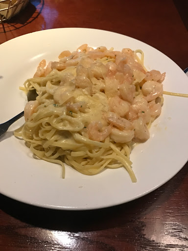 Seafood Restaurant «Red Lobster», reviews and photos, 17204 Chesterfield Airport Rd, Chesterfield, MO 63005, USA