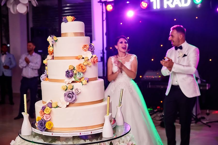 Fotógrafo de casamento Decebal Matei (decebalmatei). Foto de 22 de fevereiro 2020