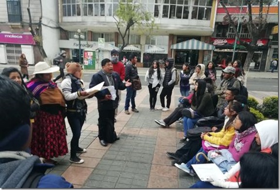 Tras 45 días de movilizaciones, la UPEA toma las calles de La Paz para pasar clases