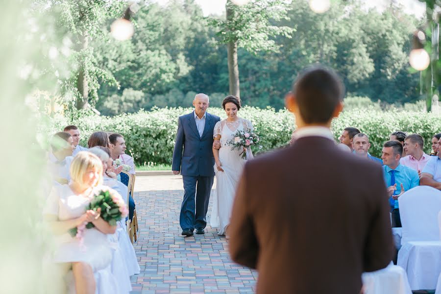 Wedding photographer Anton Tarakanov (taratoshe). Photo of 18 September 2017