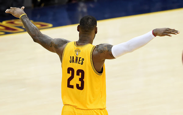 LeBron and Delly Carry Cavs to Grab 21 NBA Finals Lead over Warriors