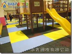 兒童新樂園室內遊戲室地墊安裝工作