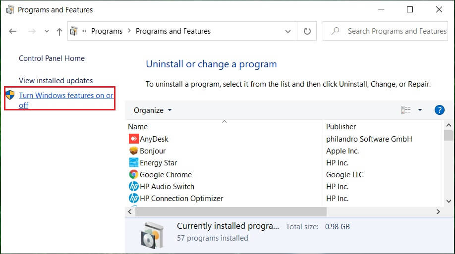 Dal menu a sinistra, fai clic su Attiva o disattiva le funzionalità di Windows