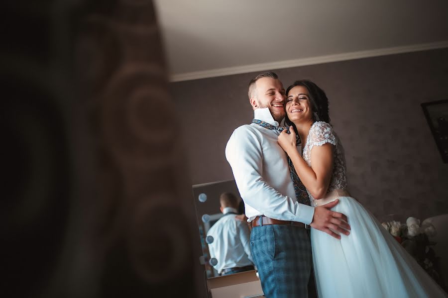 Wedding photographer Dmitriy Pyzhov (roadmen). Photo of 11 October 2017