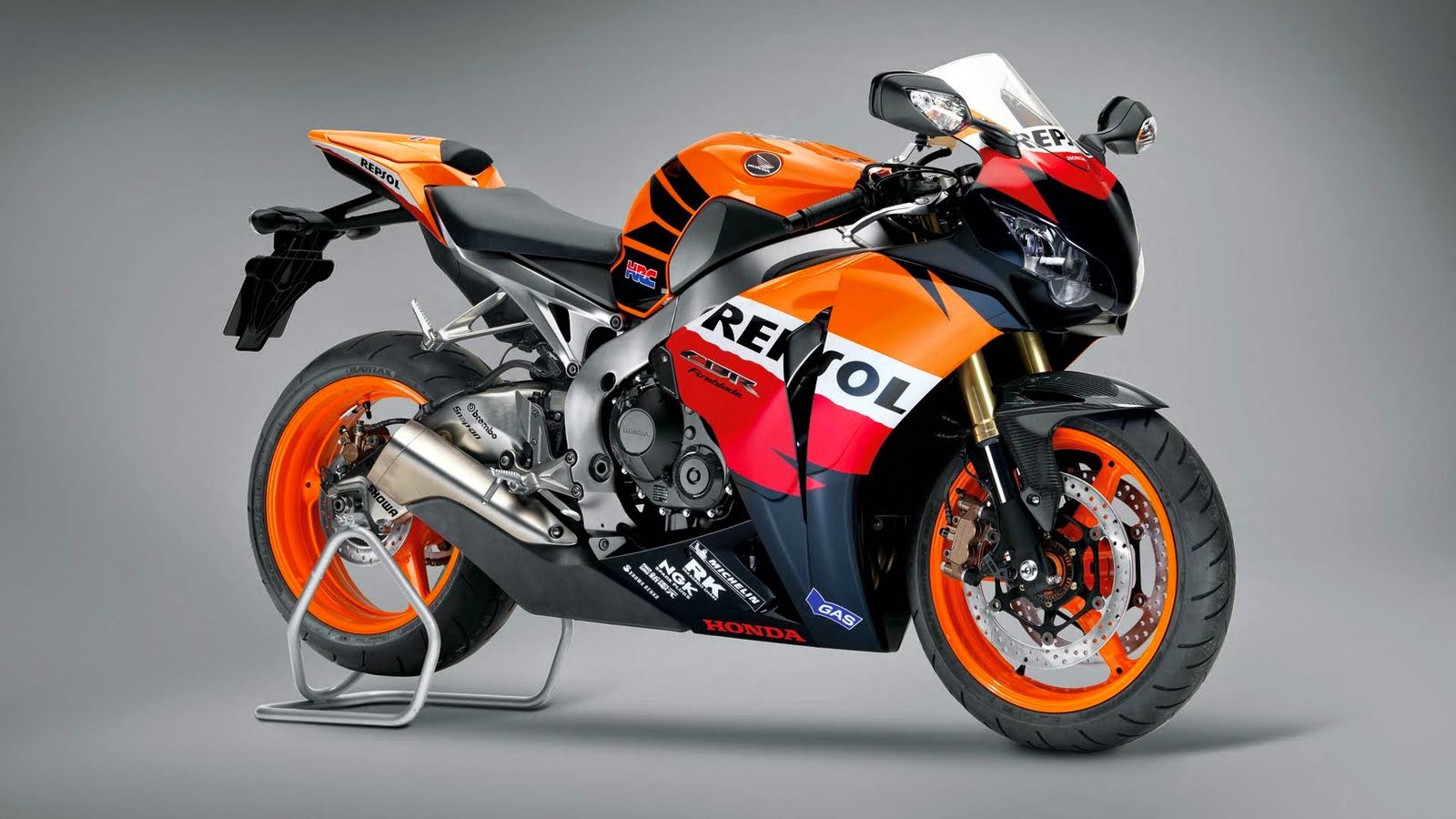 modifikasi honda blade repsol 2010