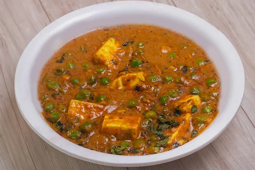 Matar Paneer