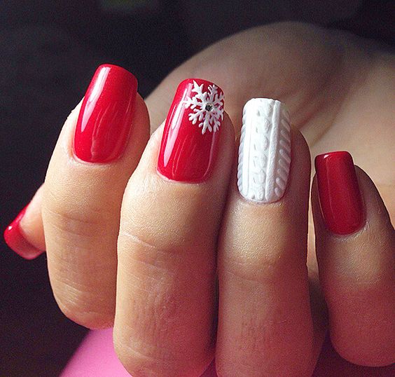 Amazing Christmas Nail Ideas for 2018 - Fashionre