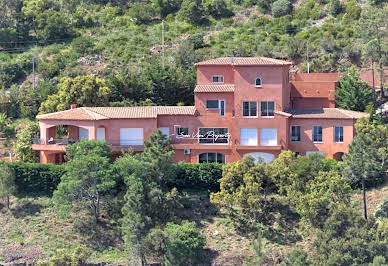 Villa 2