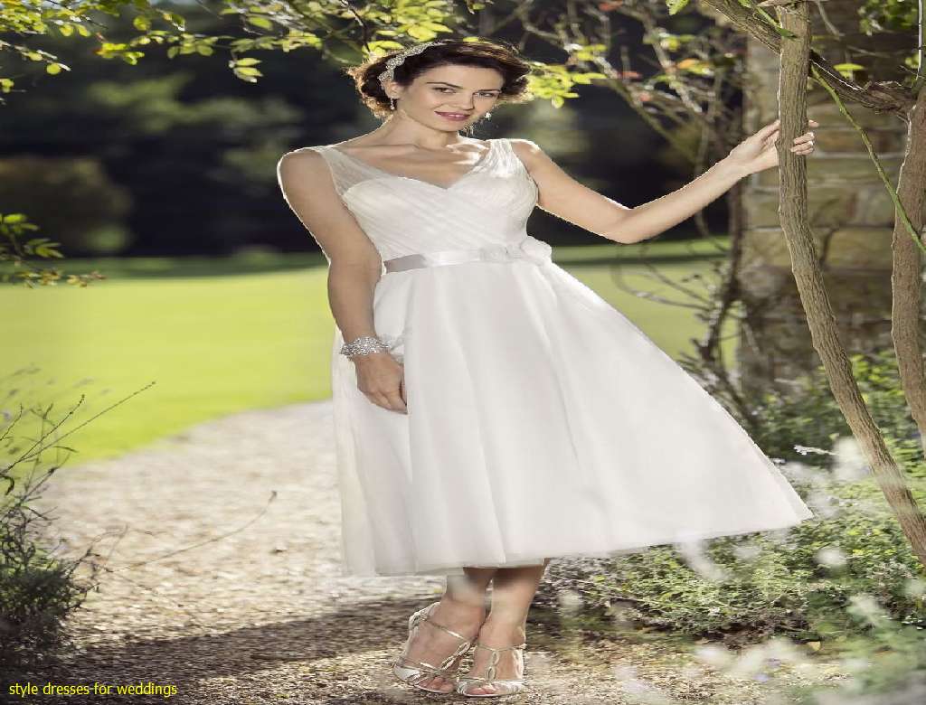 Channelling 50s Hollywood Style; Wedding Guest Outfit | Fashion  - 50S Style Wedding Dresses Ireland