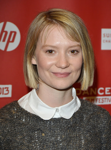 Mia Wasikowska Hot Bikini Image Gallery, Images, Photos, Pics - Cinemagigs