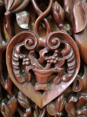 Detail houtsnijwerk