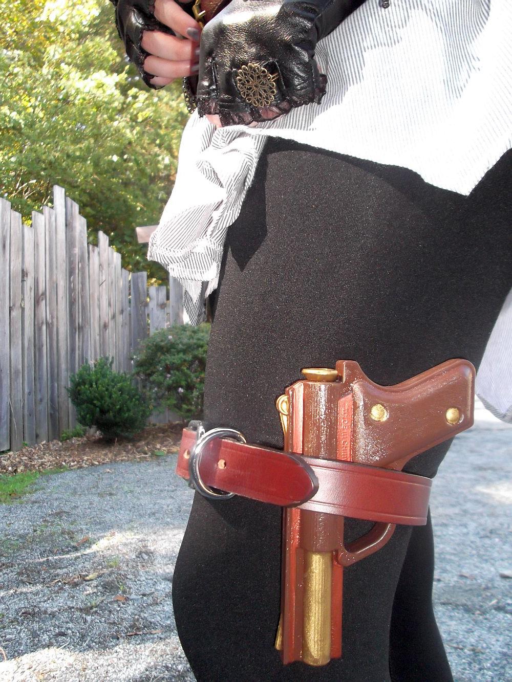 Steampunk garter belt gun