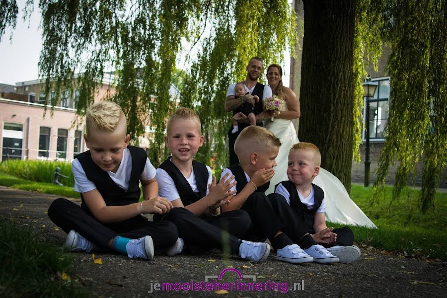 Pulmafotograaf Ellen Langius Armee (langiusarmee). Foto tehtud 6 märts 2019