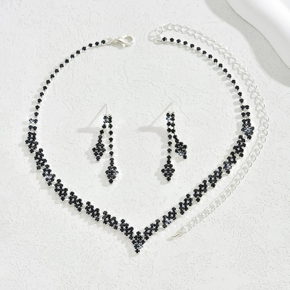 Bijoux de Mariée Accessoires de Cheveux et de Mariage Ensemble Collier et Boucles d'Oreilles pour Femme L'élégance nuptiale pour votre mariage