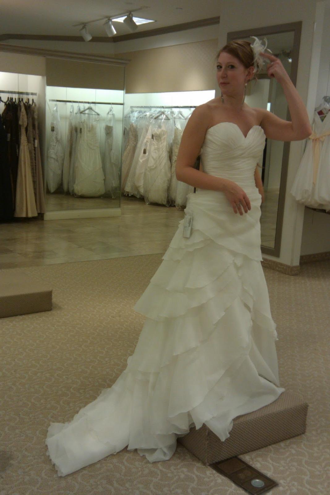 Demetrios style 3137.