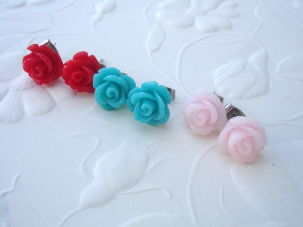 20  off Sale Red Pink Turquoise Rose Flower Earring Trio Free Shipping