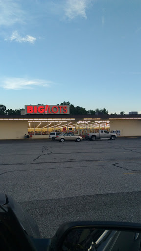 Discount Store «Big Lots», reviews and photos, 1345 Clifty Dr, Madison, IN 47250, USA