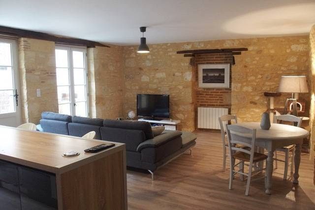 Vente maison  217 m² à Saint-Cyprien (24220), 350 000 €