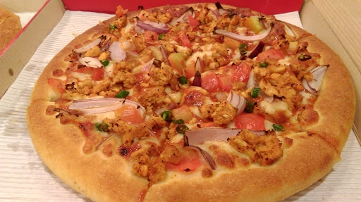 Pizza Hut, JM Tower, 1st Flr, Police Bazaar, Shillong, Meghalaya 793001, India, Delivery_Restaurant, state ML