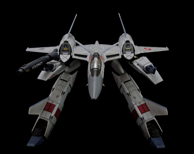 VF-4_GERWALK_01.jpg