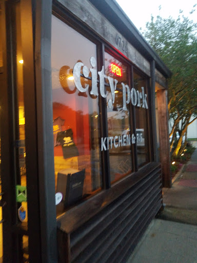 Southern Restaurant (US) «City Pork Southern Kitchen and Pie», reviews and photos, 6721 Exchequer Dr, Baton Rouge, LA 70809, USA