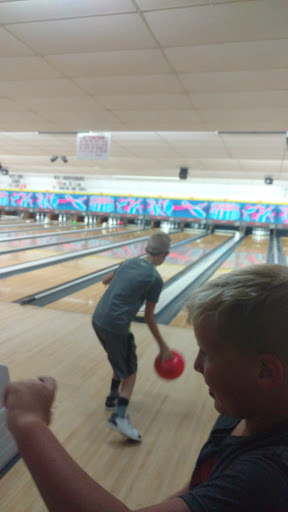 Bowling Alley «Conway Family Bowling Center», reviews and photos, 1010 E Oak St, Conway, AR 72032, USA