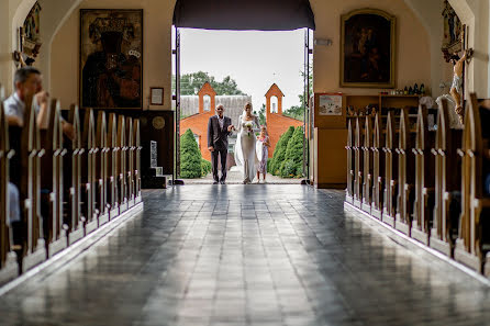 Wedding photographer Valeriya Ezerskaya (ezerskayalera). Photo of 15 January