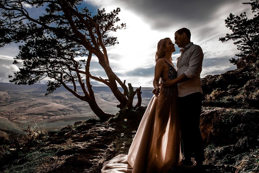 Wedding photographer Stanislav Yakovlev (stanisyakovlev). Photo of 1 December 2018