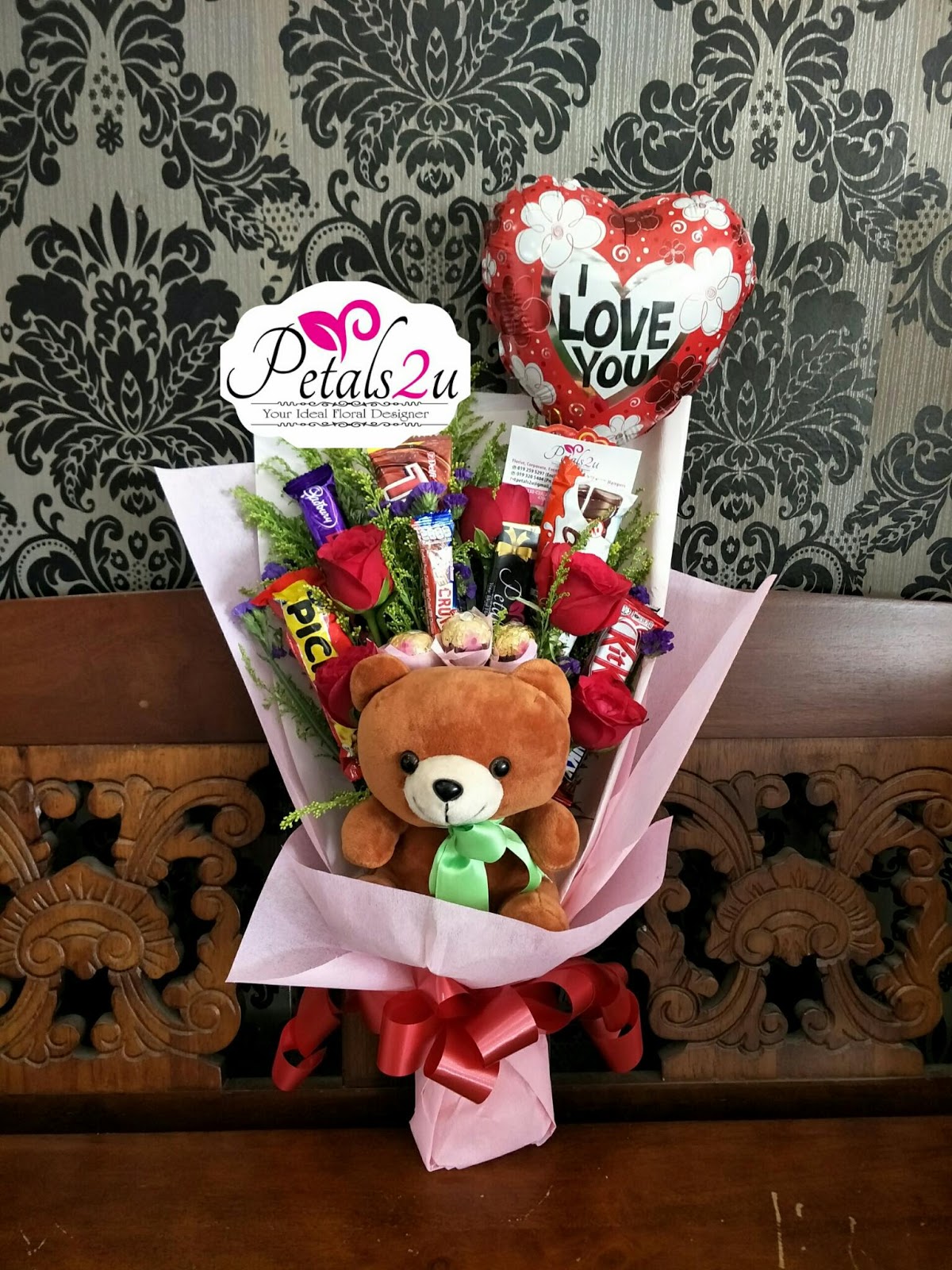 PETALS2U FLORIST GIFTS BUNGA  COKLAT  DIGEMARI RAMAI