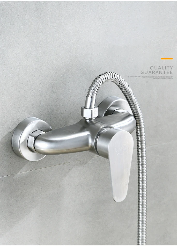 Robinet mélangeur encastré en acier inoxydable pour douche, toilettes, bain. Contrôle de l'eau chaude et froide pour une salle de bain parfaite.