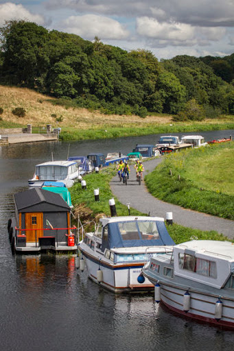 A group of people enjoy a bike ride around Graiguenamanagh in Co. Kilkenny. Jason Baxter