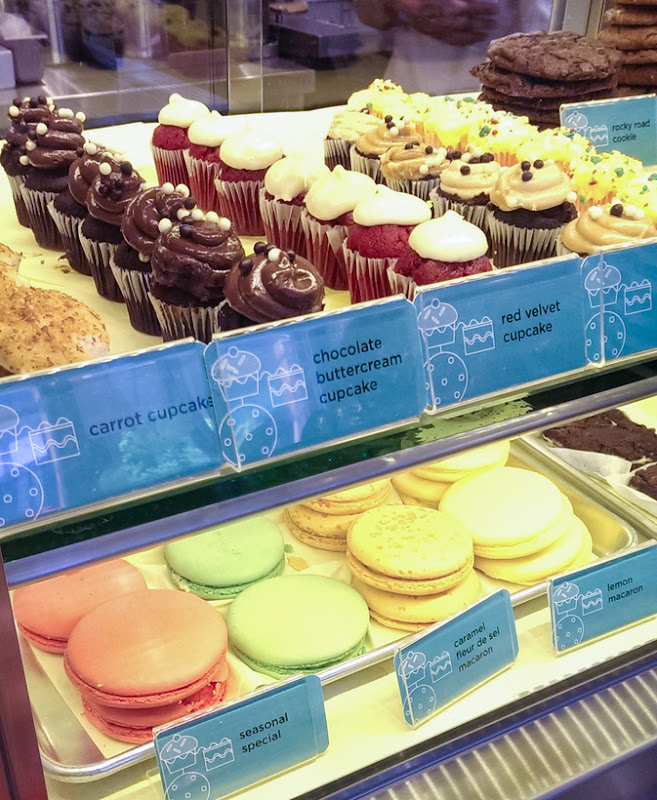 photo of dessert displays