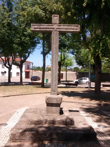 Cruz De Pesado