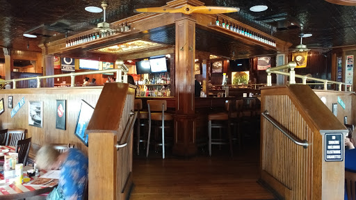 American Restaurant «TGI Fridays», reviews and photos, 796 Lynnhaven Pkwy, Virginia Beach, VA 23452, USA