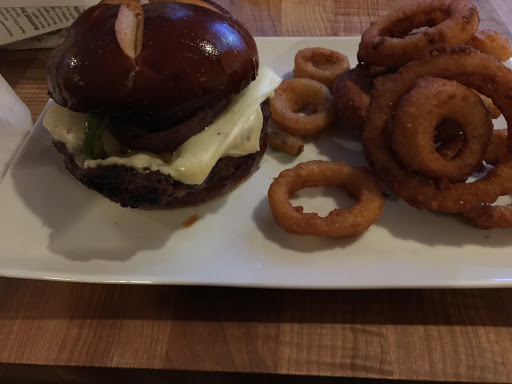 Hamburger Restaurant «Algoma Burger Company», reviews and photos, 604 4th St, Algoma, WI 54201, USA