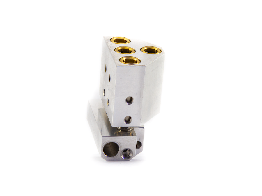 CLEARANCE - E3D Cyclops+ Liquid Cooled Dual Extrusion Hotend - 1.75mm (12v)