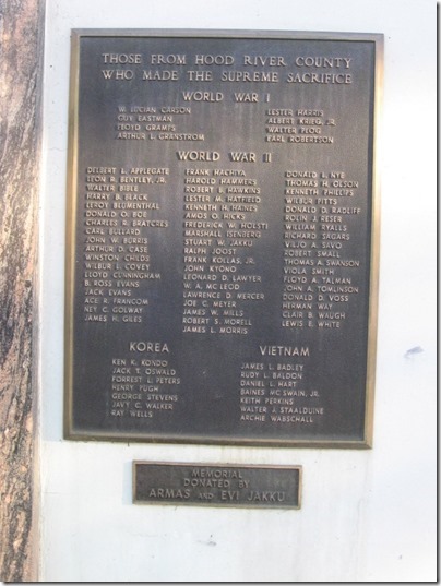 IMG_6673 Veterans Memorial at the Hood River County Court House in Hood River, Oregon on June 10, 2009