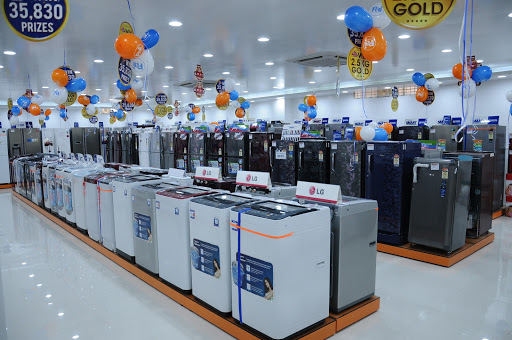 Pai International Electronics Limited - Mathikere, Shop No: # 13/11, Balaji Arcade, 1st Main Road, Next to LIC Building,, Mathikere Road, B Narayanaswamappa Road, Mathikere, HMT Layout, Yeshwanthpura, Bengaluru, Karnataka 560054, India, Washing_Machine_and_Dryer_Shop, state KA