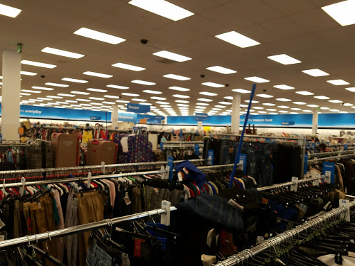 Clothing Store «Ross Dress for Less», reviews and photos, 3300 S Glenstone Ave, Springfield, MO 65804, USA