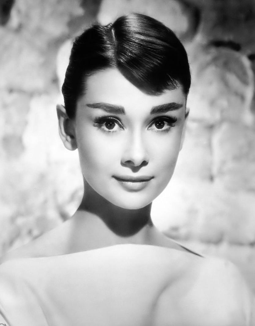 1950s Audrey Hepburn Style