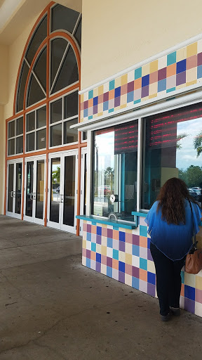 Movie Theater «Cobb Grand 18», reviews and photos, 17355 NW 59th Ave, Hialeah, FL 33015, USA