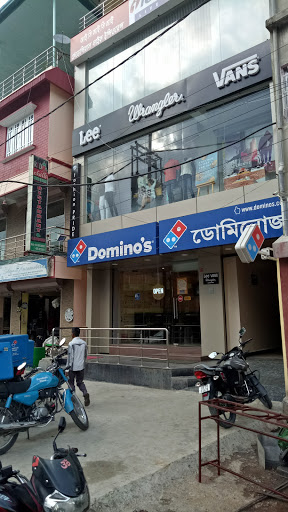 Dominos Pizza, Pushpavatsalyam, N S Rd Number 5, Siddharth Nagar 4, JVPD Scheme, Juhu, Mumbai, Maharashtra 400056, India, Delivery_Restaurant, state WB