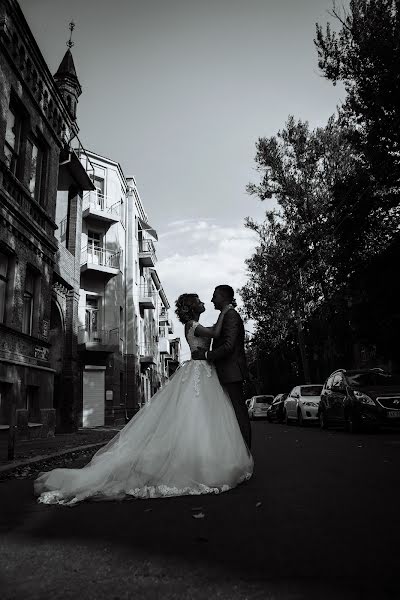 Fotógrafo de casamento Anna Centa (cento4ka). Foto de 3 de fevereiro 2019