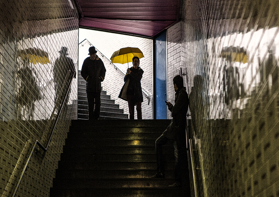 Yellow Umbrella di Utopia