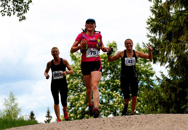 Nordmarka Skogsmaraton2015 Stine Wasenius Molly Bazilchuk Anett Warnstrpm 640